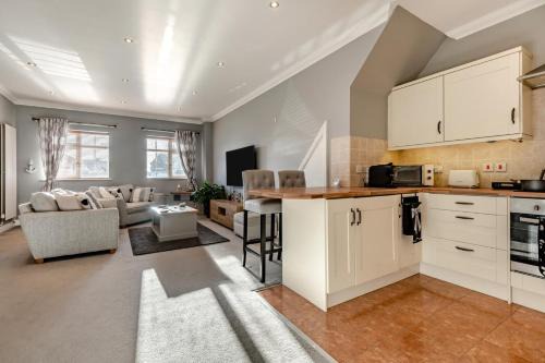 2 Bed in Barton On Sea oc-c34500