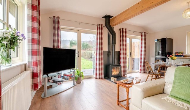 2 Bed in Coaley (oc-r34730)