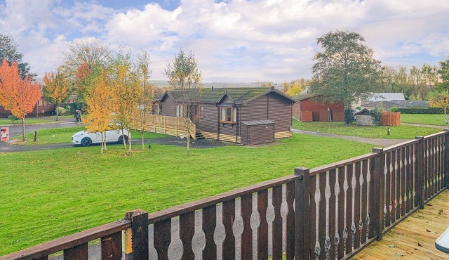 2 bedroom accommodation in Carnforth in Carnforth