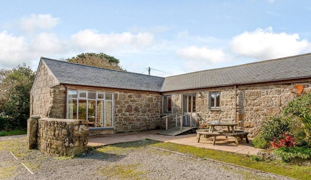 3 Bed in Penzance (oc-75688)