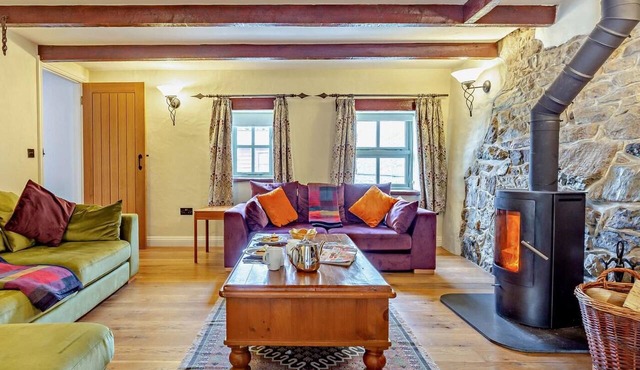 3 Bed in St. Columb (oc-82405)