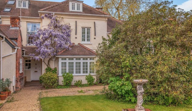 4 Bed in Lyndhurst (oc-nfl57)