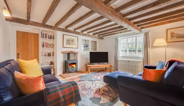 4 Bed in Westleton (oc-holc)