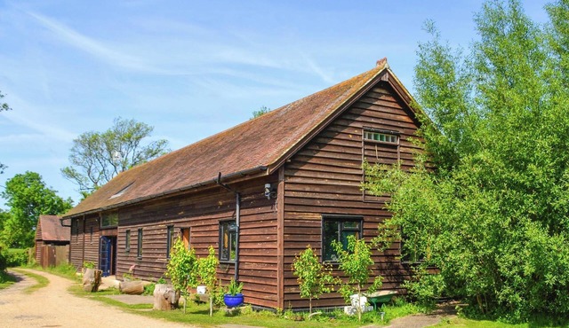 4 bedroom accommodation in Hardham