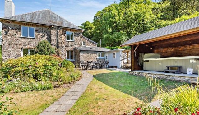 5 Bed in Barnstaple (oc-92268)