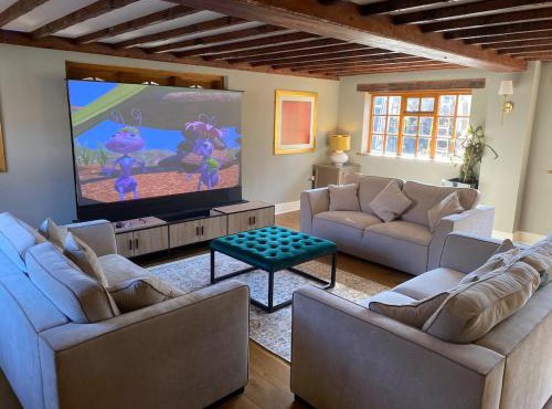 8 BR Luxury Farmhouse | Tennis Court & EV Charging