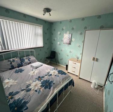 A private room in Netley