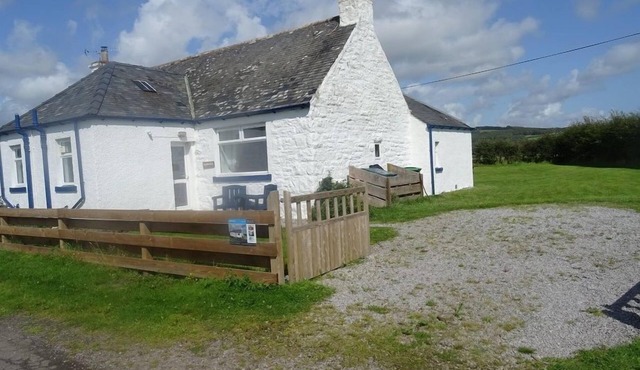 Barnacle - a cottage that sleeps 4 guests in 2 bedrooms