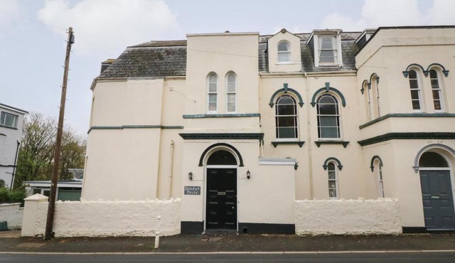 Beaufort House