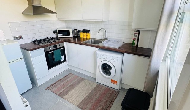 Camberwell Rental (full apartment)