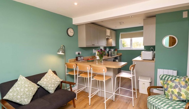 Charming Downs View Chalet in Sandown Bay