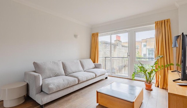 Chic 2BD Hideaway in the Heart of Shoreditch