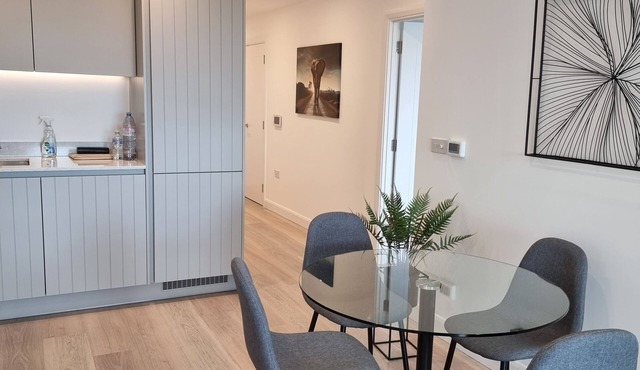 Cosy and Comfy Flat in London Docklands