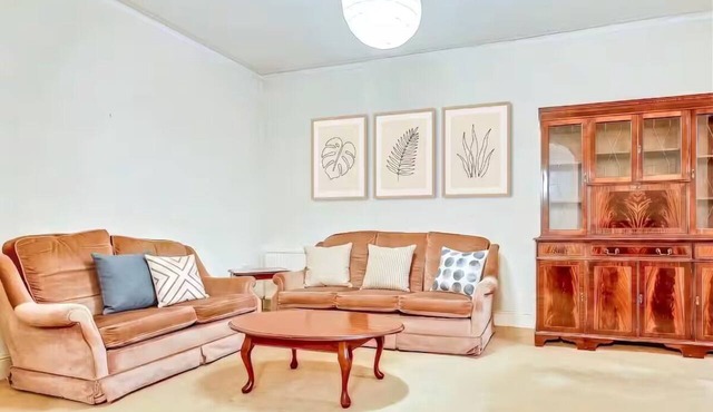 Cosy garden flat in Finchley, North London - Pass the Keys