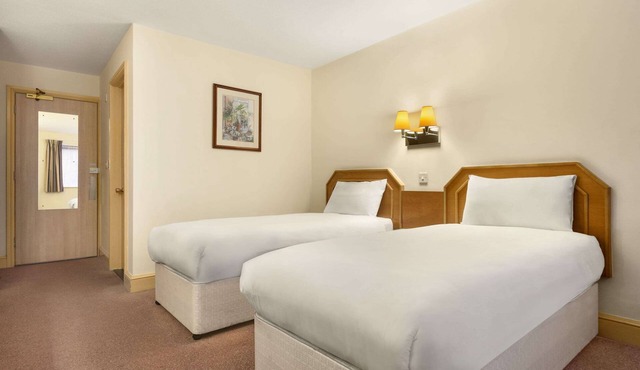 Days Inn by Wyndham Sevenoaks Clacket Lane
