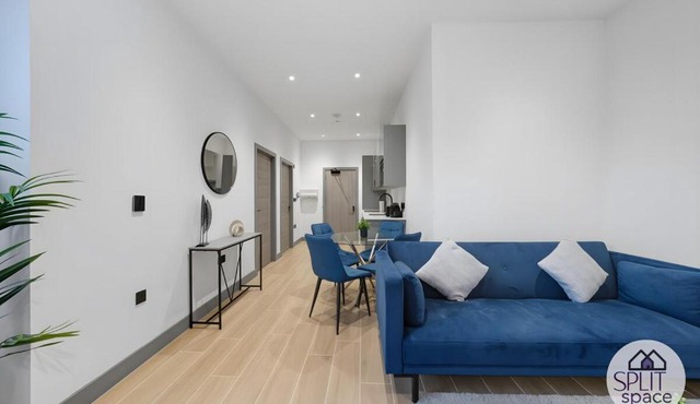 Free Parking - Next to Waitrose - Finchley 2Bed2BA