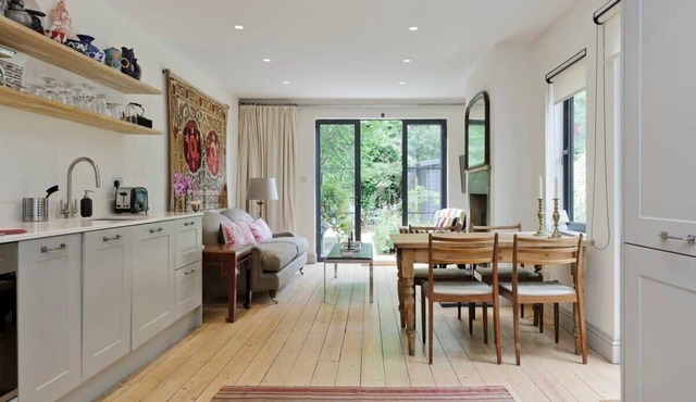 Gorgeous 1 Bed Garden Flat, Kensal