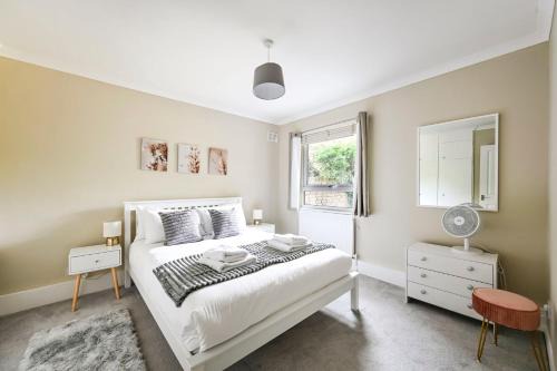 GuestReady - Charming 2bed in Richmond