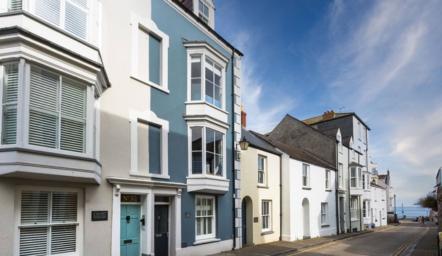 High House, Tenby, Pembrokeshire, Grade II listed house