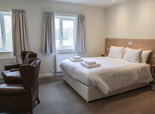 Jubilee First-floor King-size Bedroom