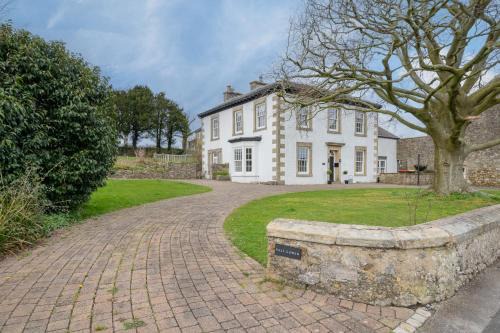 Large Georgian Home, Nr the Lake District