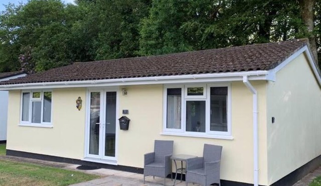 “Lemon Lodge” Bungalow in Liskeard, Cornwall (near Looe)