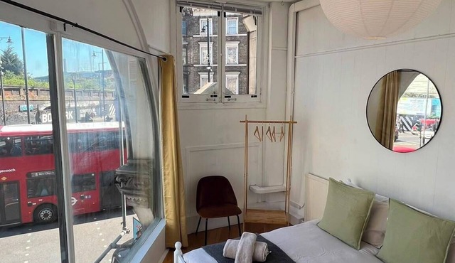 Lovely entire apartment in Shoreditch