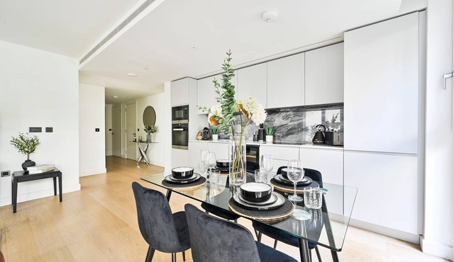 Luxurious West London Flat | 2min to Westfield & Tube | WiFi