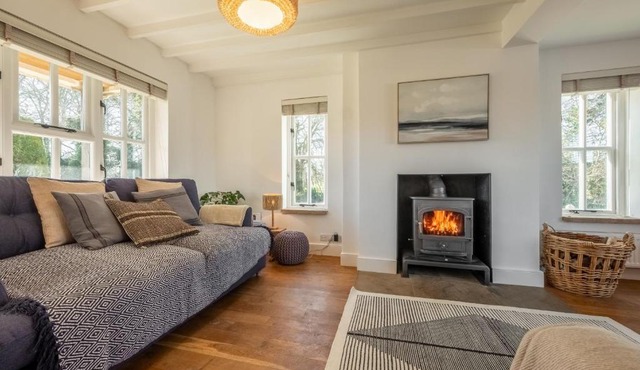 Marigold Cottage in Docking