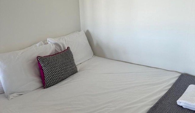 Modern flat with Nice Views by the Royal Mile