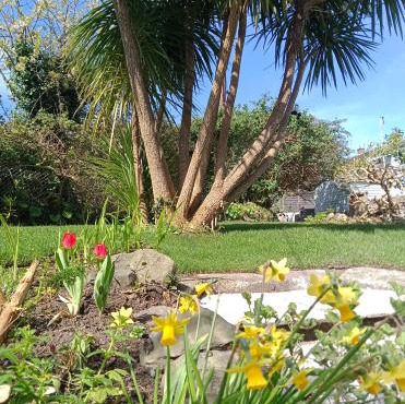 Parc an Creet Cottage with Parking, Garden