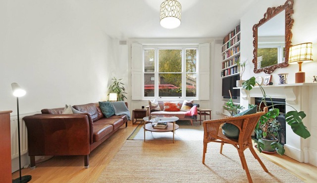 Pass the Keys |Bright and spacious flat in Kentish Town
