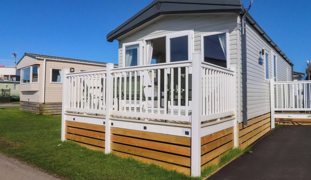 PLOT B2 CROZZERS PLACE, pet friendly, with a garden in Heysham
