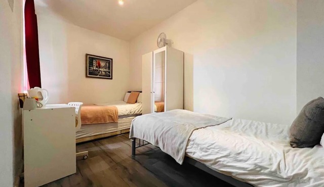 Private Rooms Sleeps 7 with Wi-Fi
