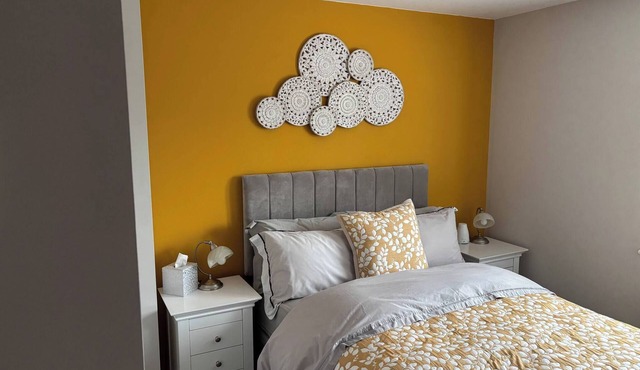 Quiet double bedroom