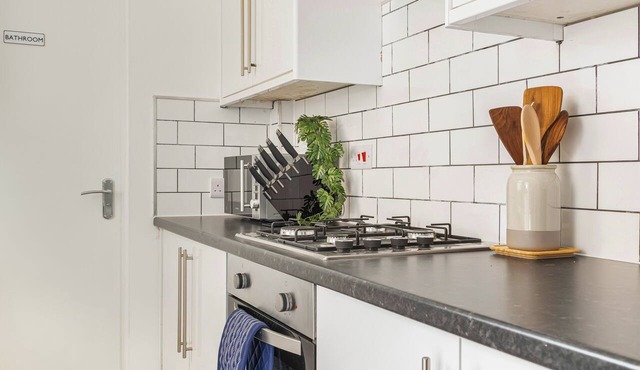 Revolution House | Spacious Stay for Teams