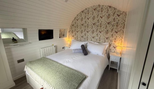 Riverbank Lodges