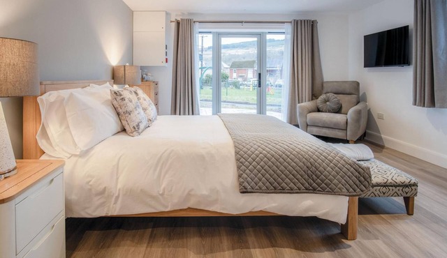 Room 2 - The Sleeping Giant - Pen Y Cae Inn