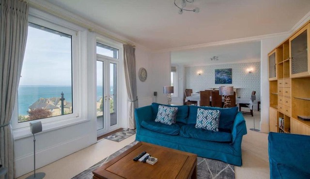 Seaview apartment