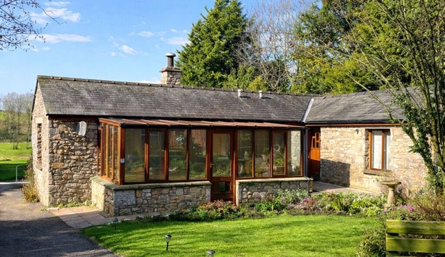 Secluded Stone Cottage - Countryside Escape - Log Burner & Garden