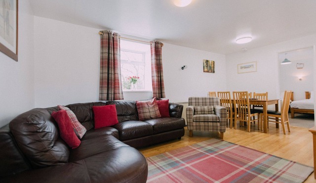 St. Ives 2 Miles, Families, Beaches, Great Walks and we are VERY dog friendly