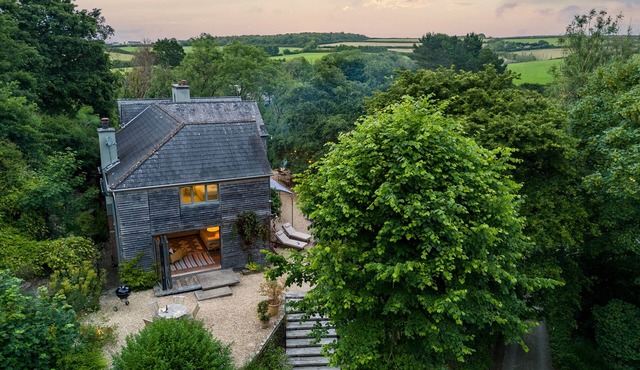 St Mary's - Five Bedroom House, Sleeps 11