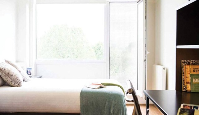 Student Only Modern Studio at Portobello Near Kensington and Chelsea