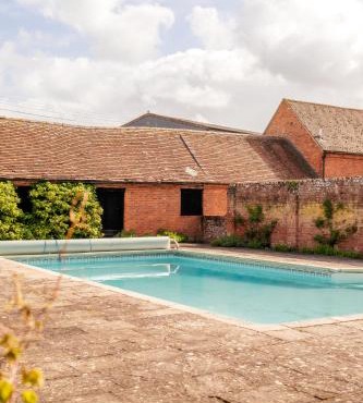 Stunning Five Bedroom Home Near Tewkesbury
