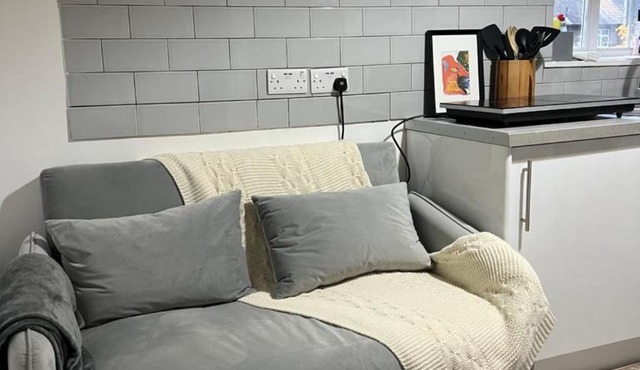 Stylish Putney village flat