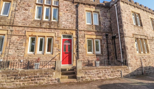 THE HAVEN, family friendly, country holiday cottage in Heysham