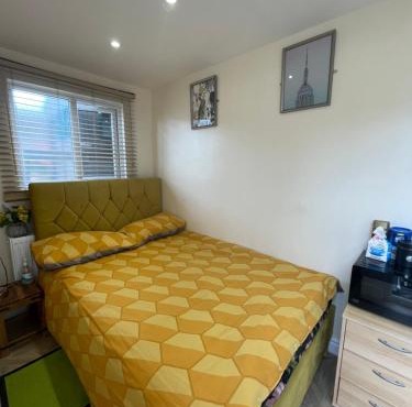 The Mitcham Hideaway
