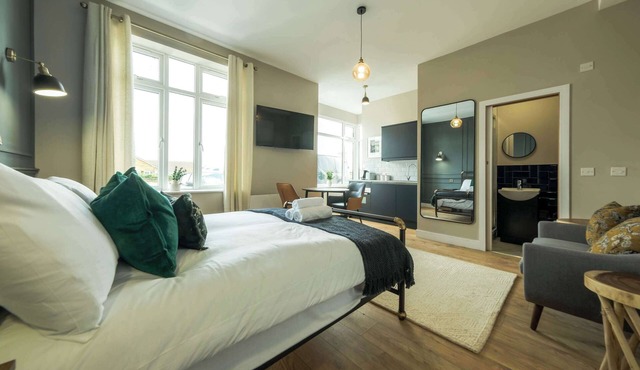 The Willow Studios - Flat 2