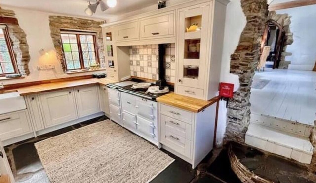 Unique Cornish Retreat | Bodmin Moor | Garden & Wood Burner
