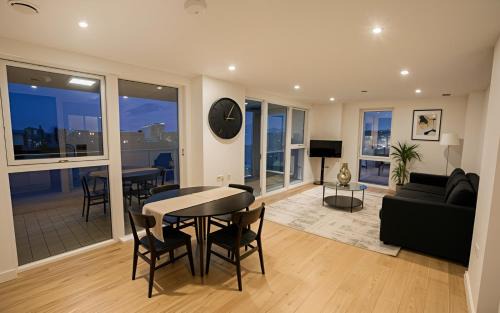 Waterfront- London Greenwich o2 Arena 2 Bed Flat